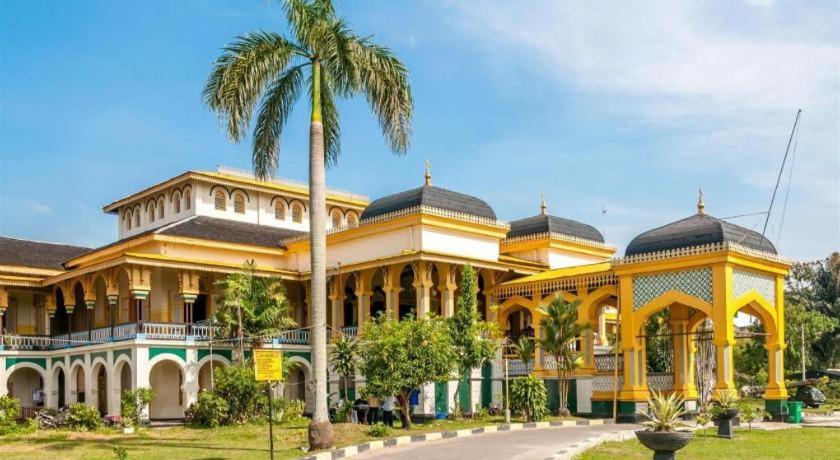 Danau Toba Hotel International Medan Zewnętrze zdjęcie