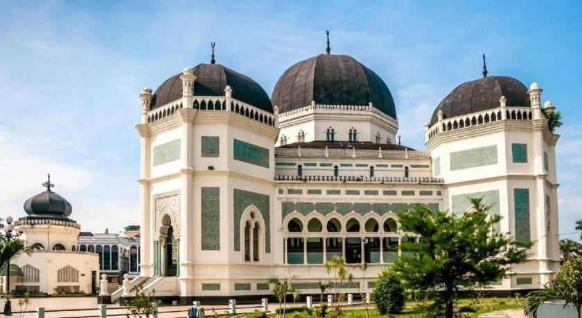 Danau Toba Hotel International Medan Zewnętrze zdjęcie