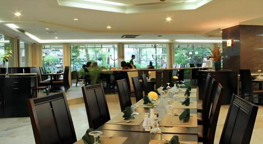Danau Toba Hotel International Medan Zewnętrze zdjęcie