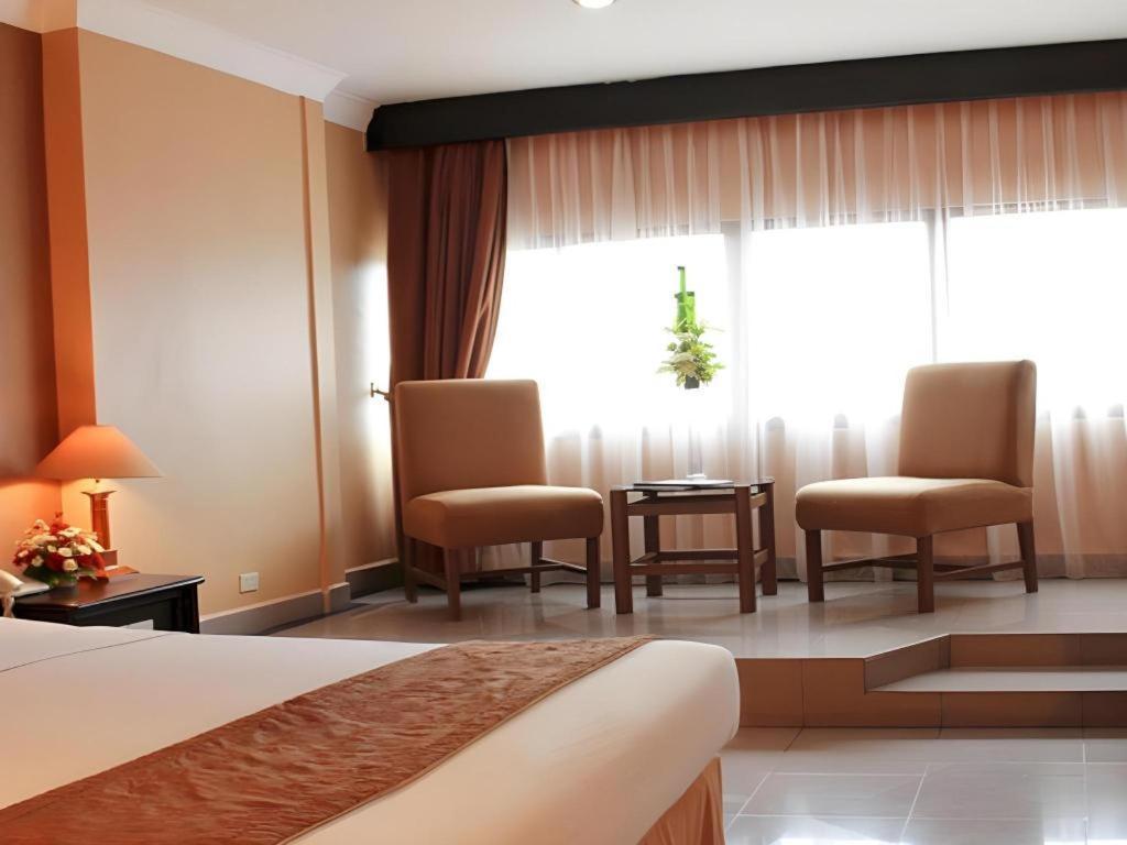 Danau Toba Hotel International Medan Zewnętrze zdjęcie