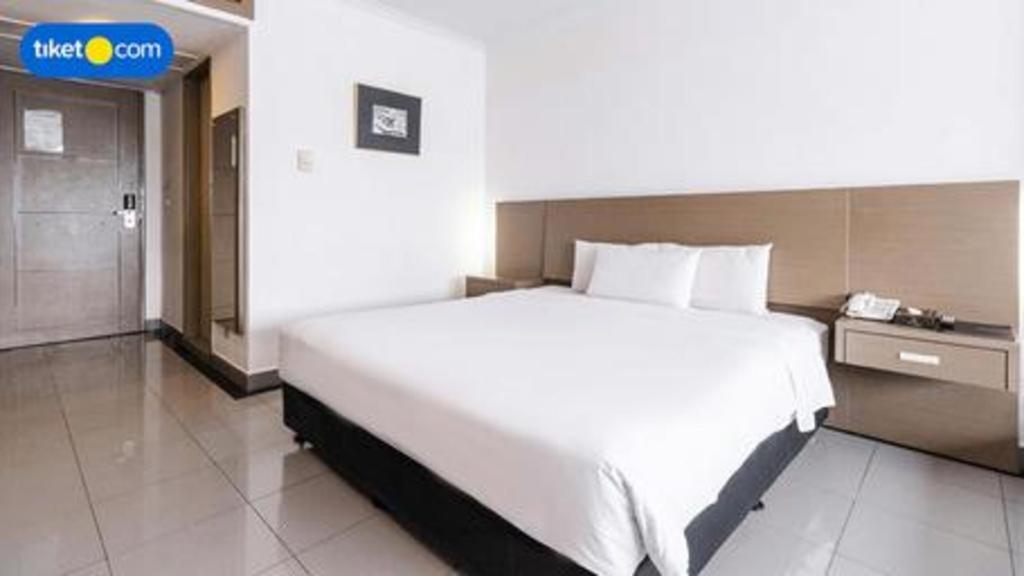Danau Toba Hotel International Medan Zewnętrze zdjęcie
