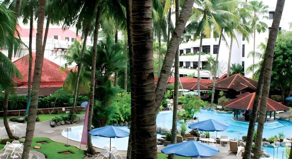 Danau Toba Hotel International Medan Zewnętrze zdjęcie