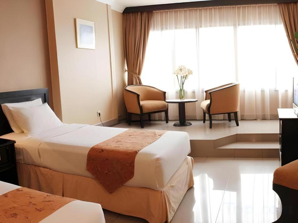 Danau Toba Hotel International Medan Zewnętrze zdjęcie