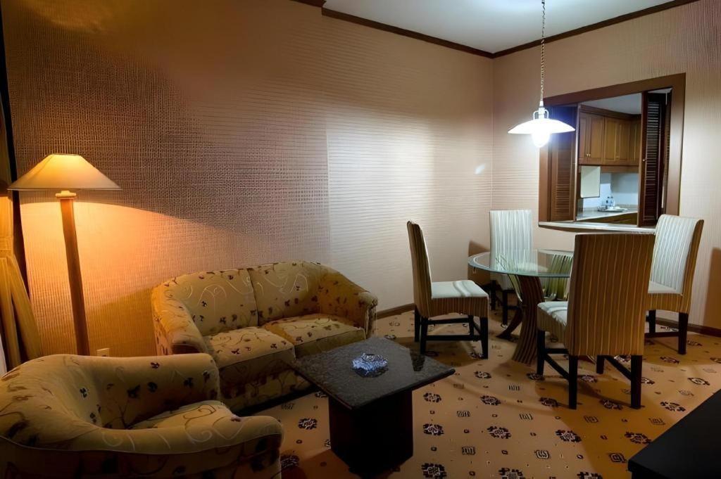 Danau Toba Hotel International Medan Zewnętrze zdjęcie